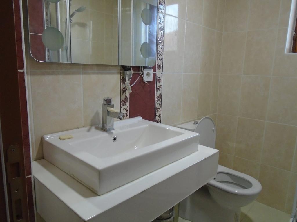 Ozkonak Hotel Анкара Стая снимка